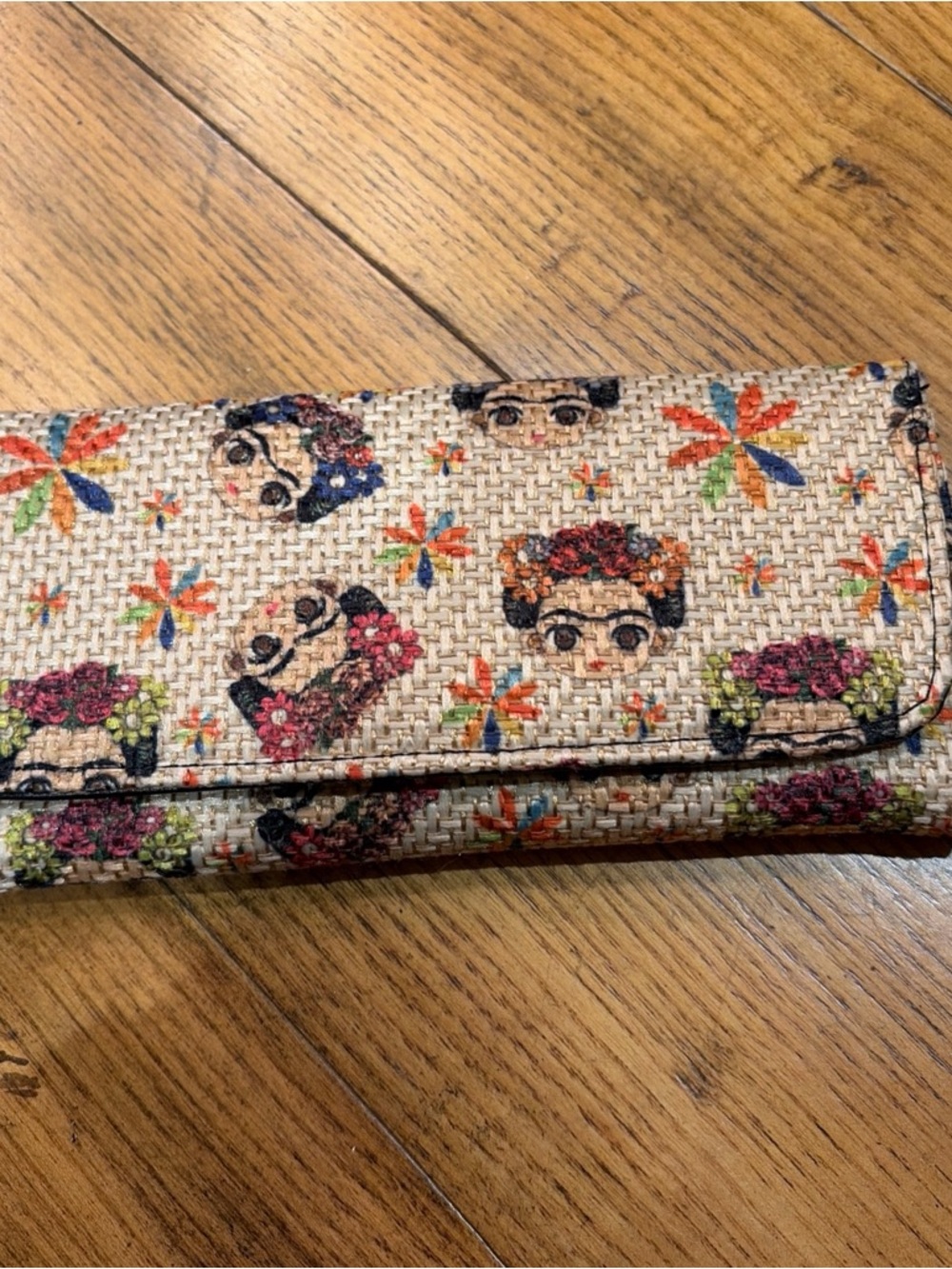 New Frida Kahlo wallet trifold purse Mexican art history fun artist mirror